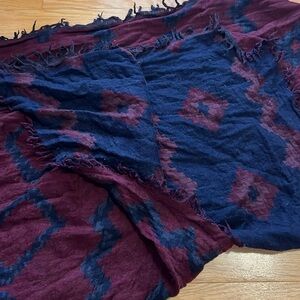 Aritzia 100% merino wool blanket scarf